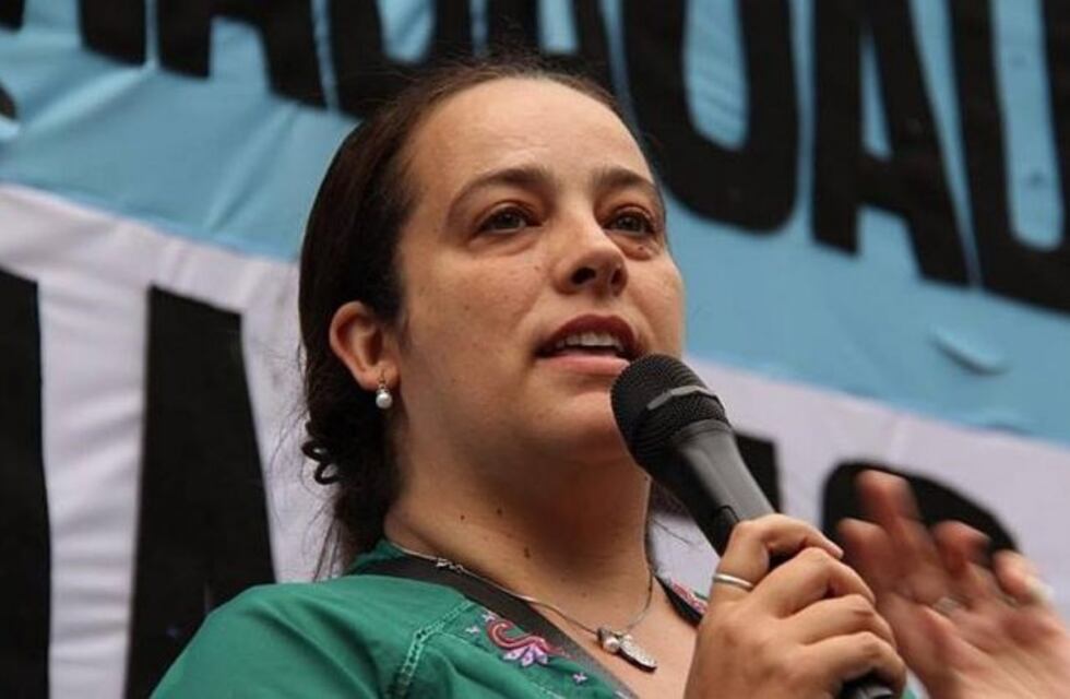 La diputada Josefina González fue trasladada a una sala común