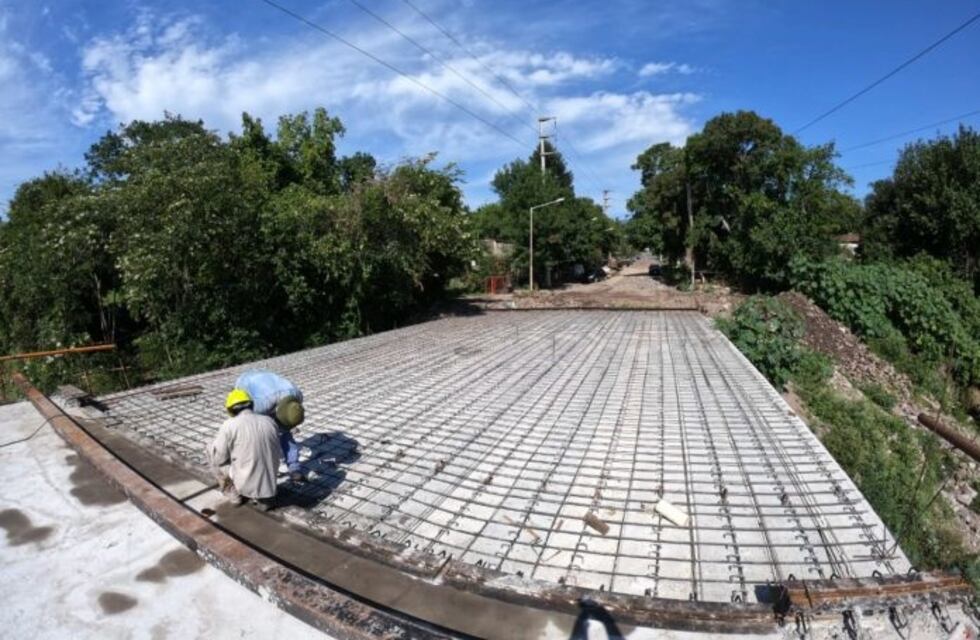 El puente de calle Maipú será inaugurada durante el próximo mes de febrero