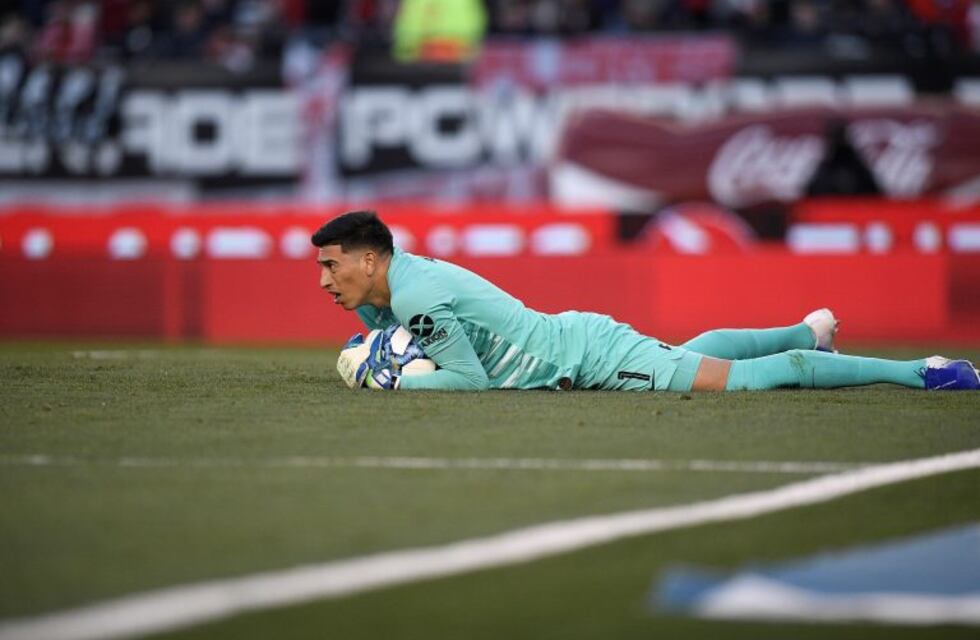 Esteban Andrada rompió un récord en el arco de Boca