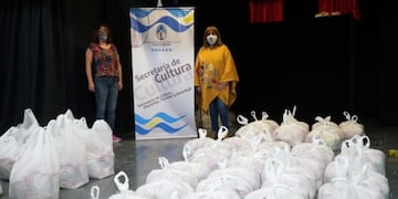 21 artistas vinculados al Teatro recibirán módulos alimentarios