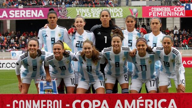 La selección argentina de fútbol femenino en la Copa Copa América Femenina, en el Estadio La Portada de La Serena (Chile)\u002E EFE/Leonardo Rubilar Chandía)