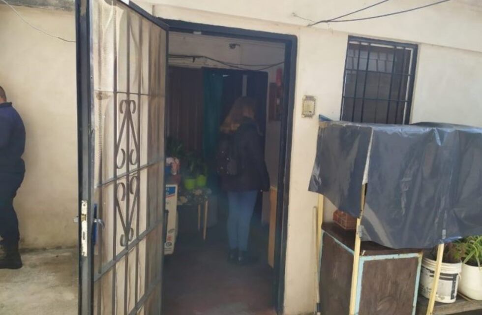 Allanaron una vivienda en la capital puntana, en busca de material pornográfico