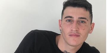 Alan Gómez es un estudiante oriundo de Coronel Pringles que desde hace unos meses se mudó a La Plata (web)\u002E