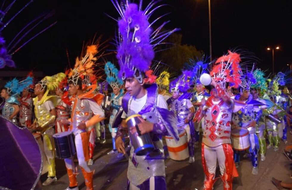 Carnaval: más 12 mil personas disfrutaron los corsos en La Rioja