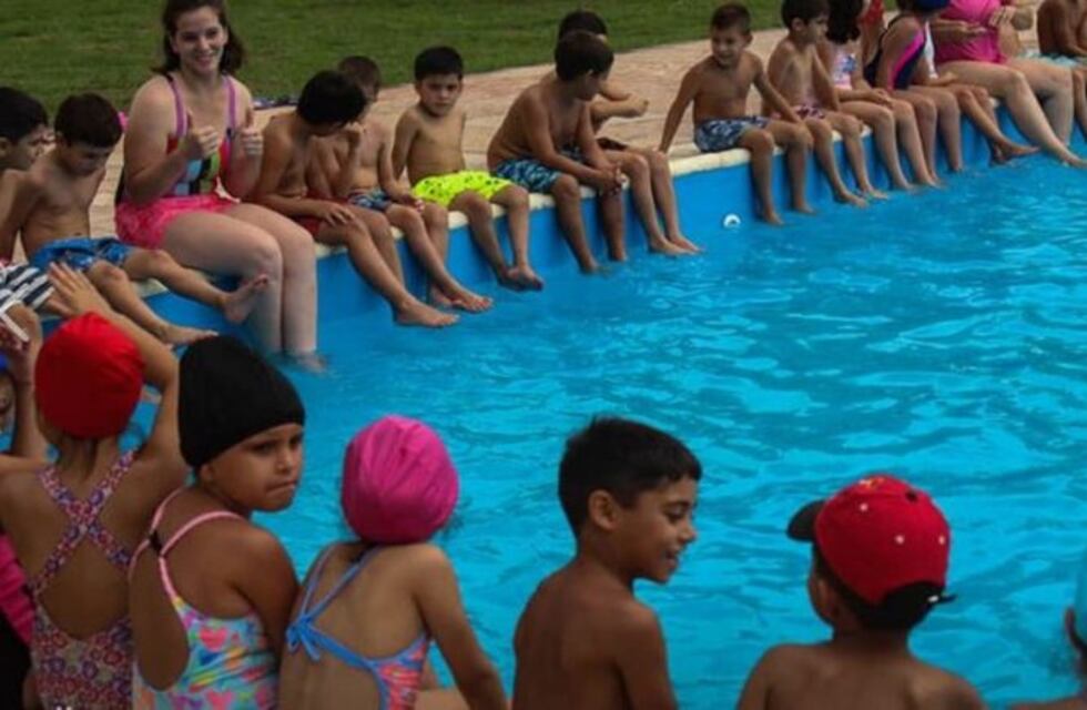 Inauguraron la pileta municipal de Leandro N. Alem