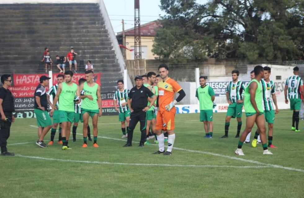 Se dio por finalizado el partido entre Sporting y Villa Mitre