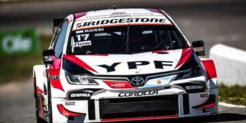 Rossi, Toyota, ganador de la carrera sabatina en el Cabalén, 4a fecha del Súper Tc2000