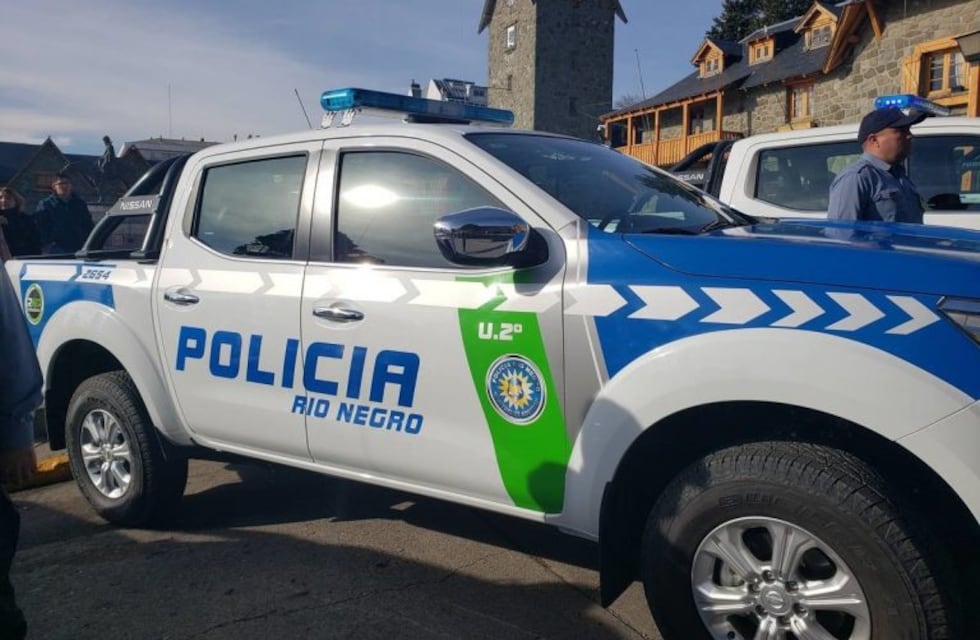 Detuvieron a cuatro personas que hicieron una fiesta en Bariloche