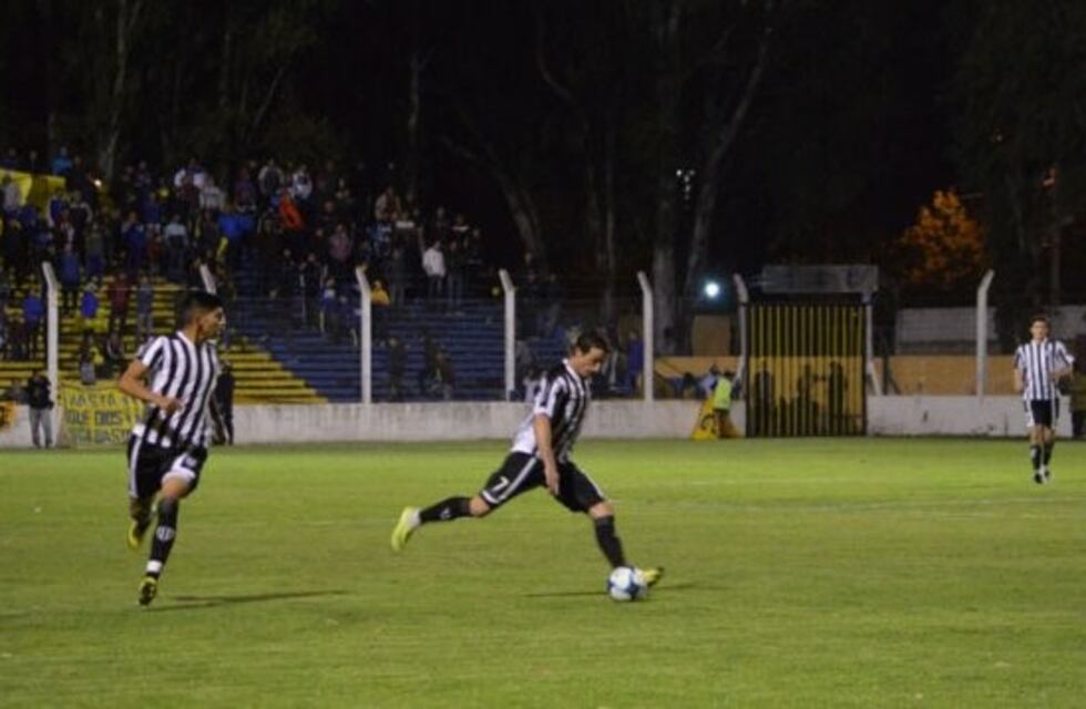 Al Lobo se lo empataron en el final y no pudo llegar a la cima