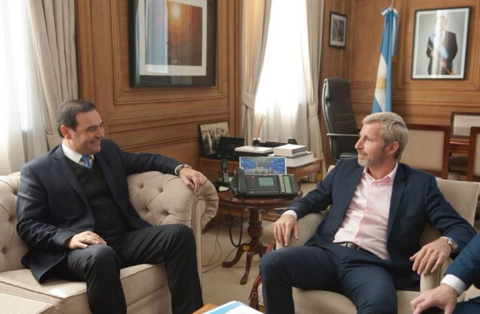 Corrientes: Valdés le pidió a Frigerio más viviendas y fondos para obras