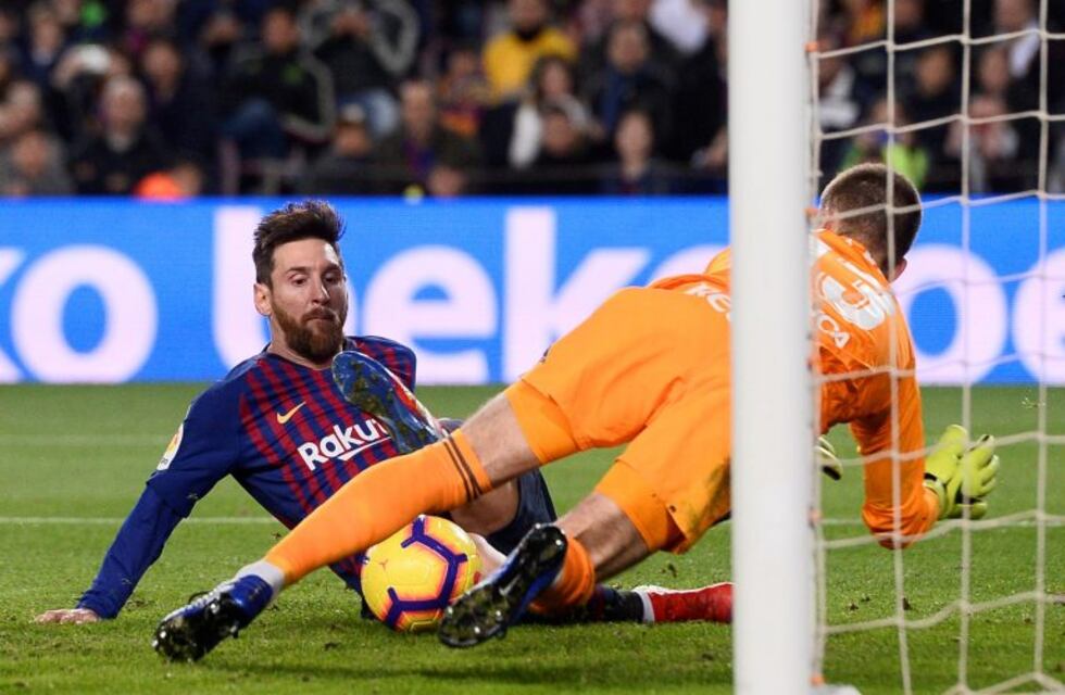Con un gol de Messi, Barcelona venció 2-0 a Celta de Vigo y sigue como único puntero
