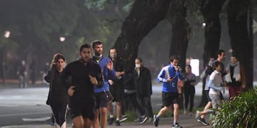 Ya se puede salir a correr en la Ciudad de Buenos Aires\u002E (Foto: Clarín)