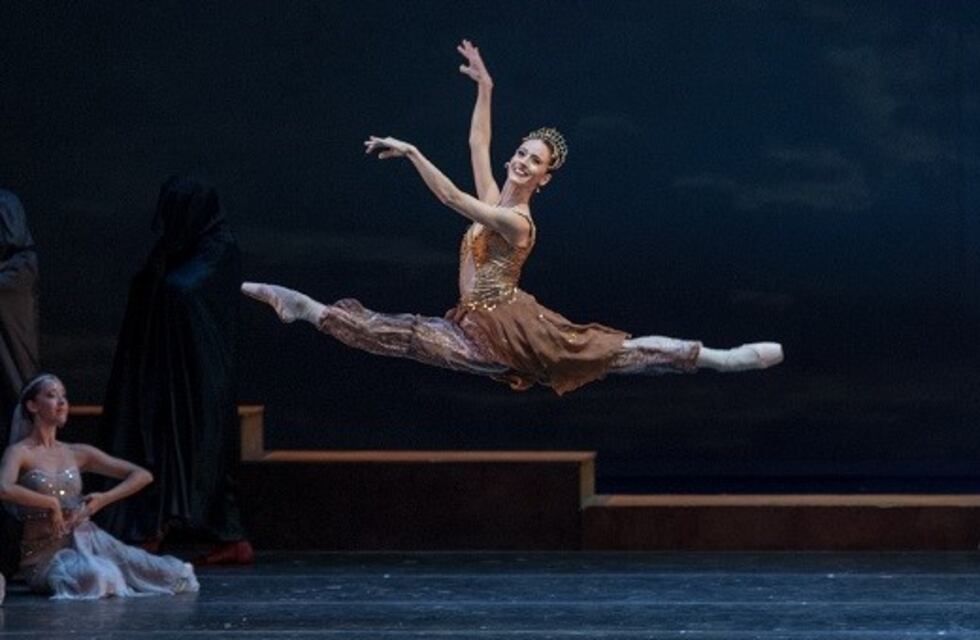 Danzar por la Paz en Villa General Belgrano