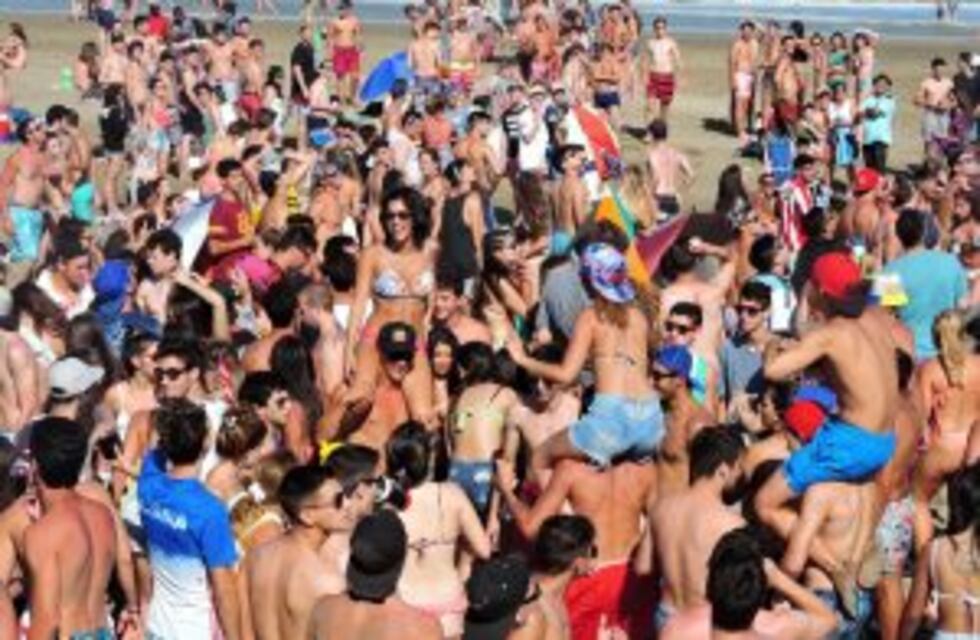 Rosarinas se fueron de vacaciones a Villa Gesell con todo pago y el hotel reservado no existía