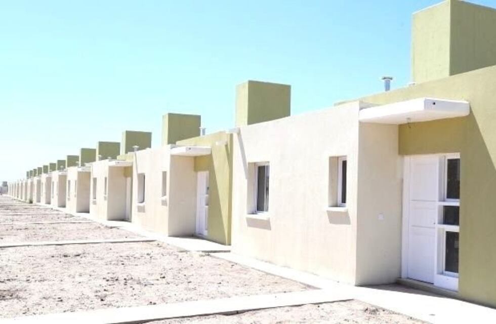 El gobierno llama a licitación para construir 95 viviendas