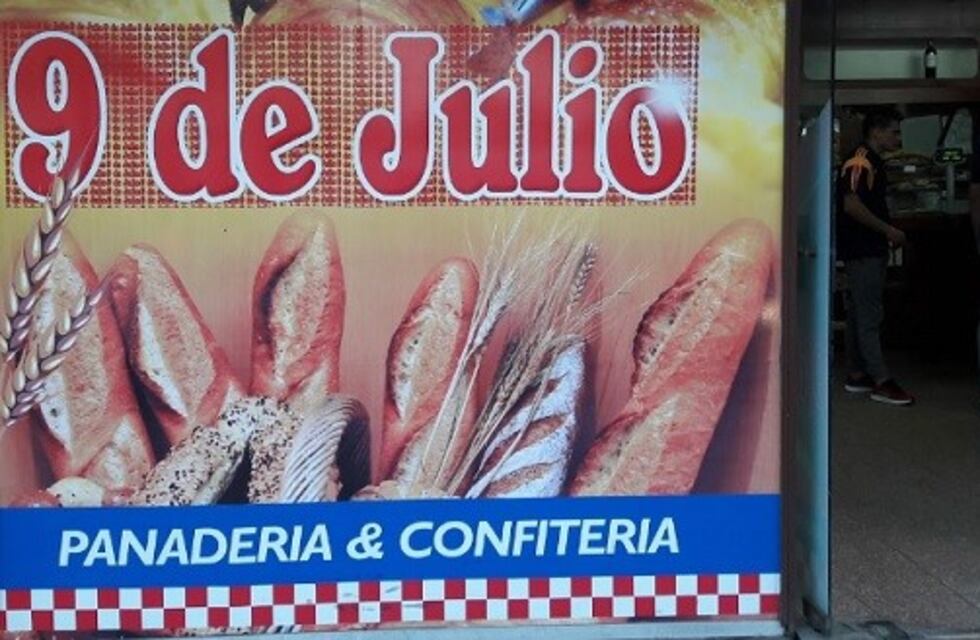 Nostalgia y tristeza por el cierre de una panadería centenaria