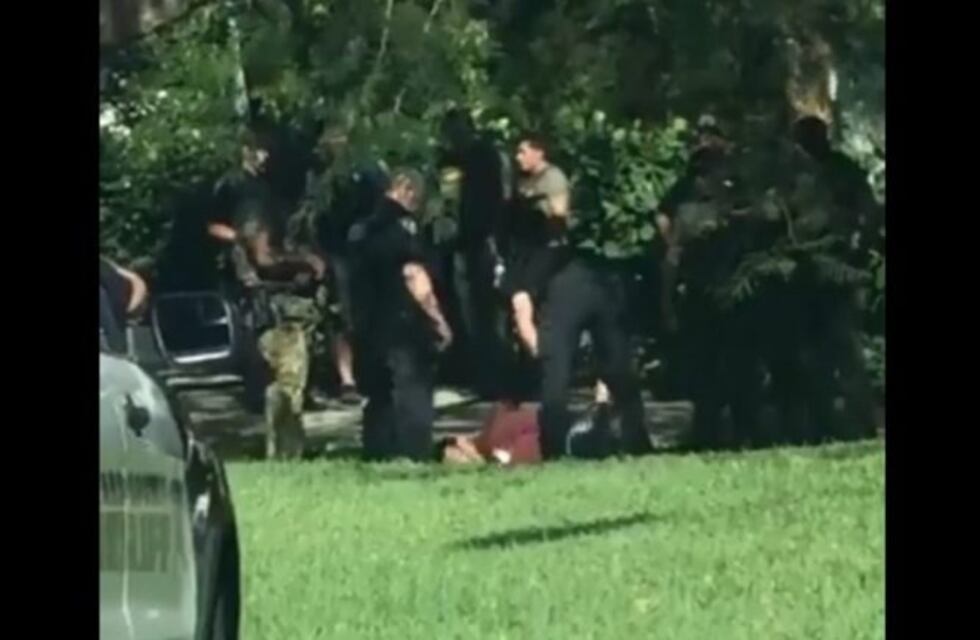 Identifican al supuesto tirador de la escuela de Florida