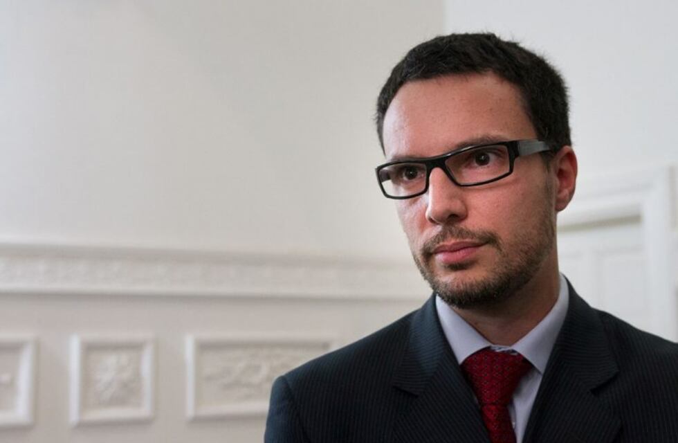 Estafas telefónicas: un fiscal sugirió que los adultos mayores dejen de usar líneas fijas en casa