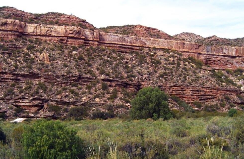 Justicia: denunciaron pintadas en un cerro de Valle Grande