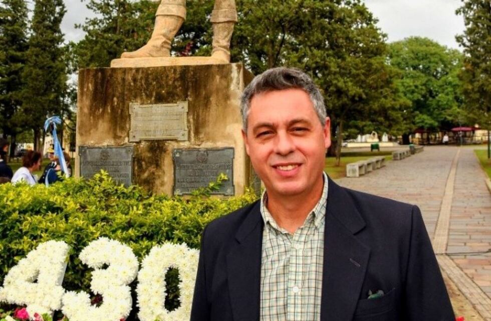 "En caso de no lograr el consenso, la lista debería salir de una interna general de Cambiemos"