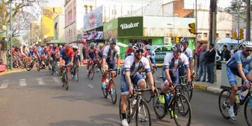 La Vuelta a Misiones cubrió este jueves la primera etapa entre Posadas y Alem\u002E Hoy se corre la segunda hacia Posadas\u002E (MisionesOnline)