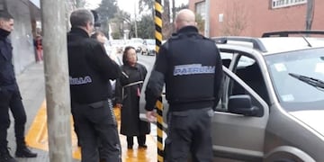 La abuela del menor (Foto: Twitter/SalernoCarlos)\u002E