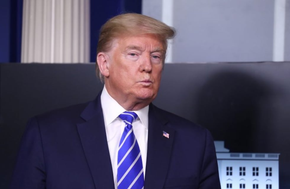 Coronavirus: Donald Trump sugirió tratarlo con una inyección de desinfectante o con luz solar