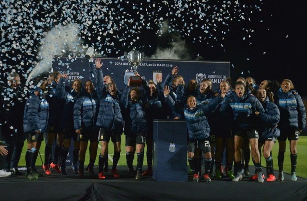 Fútbol femenino: la selección Argentina se despidió con un triunfo en San Luis