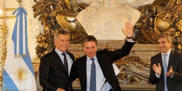 MAURICIO MACRI y NICOLÁS DUJOVNE