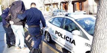 A los tiros por Villa Mercedes\u002E