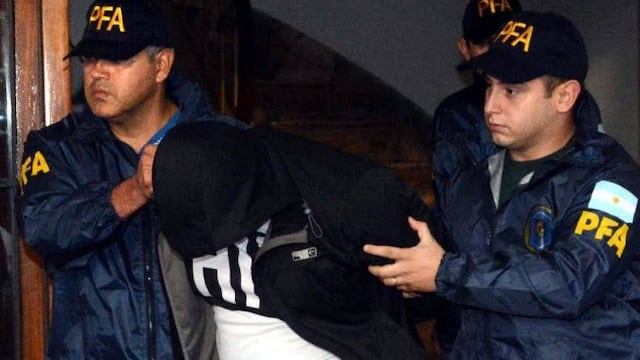 Los detenidos fueron llevados desde la sede de la Policu00eda Federal a los Juzgados Federales.