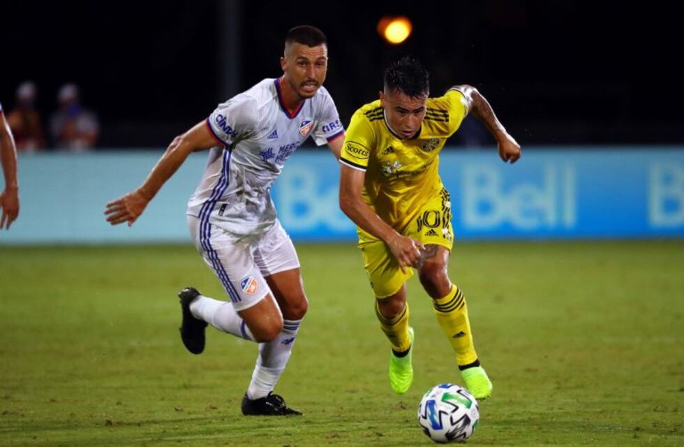 El golazo de tiro libre del "Chino" Zelarrayán