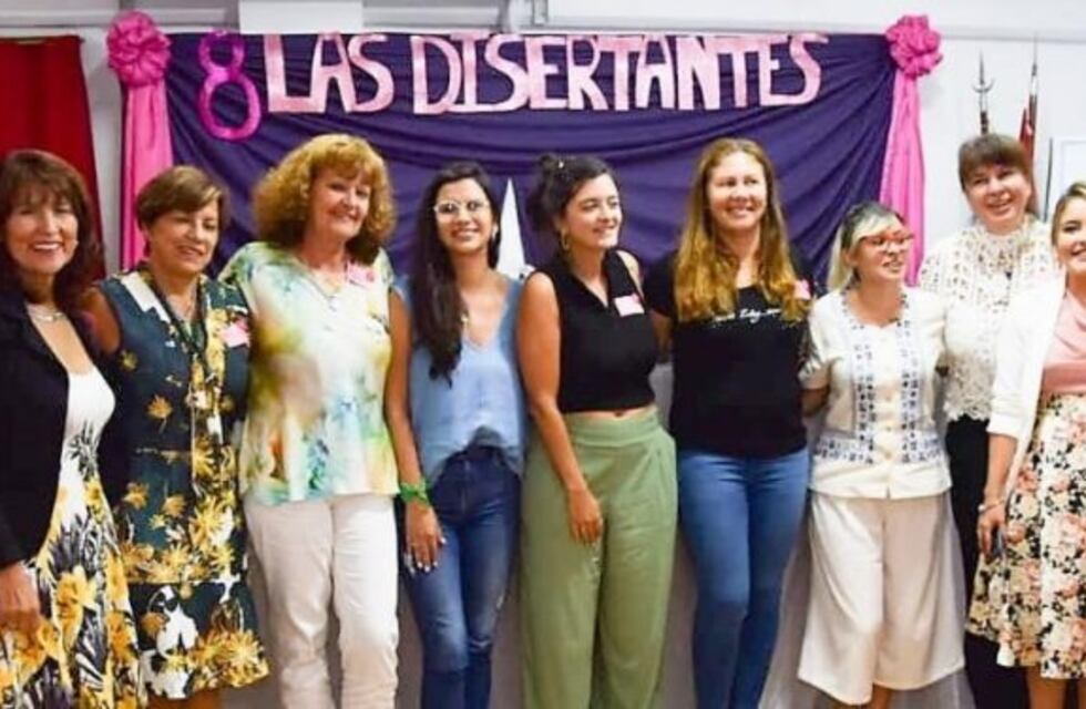 En el marco del Día de la Mujer se realizó la charla "8 Las Disertantes" en el HCD