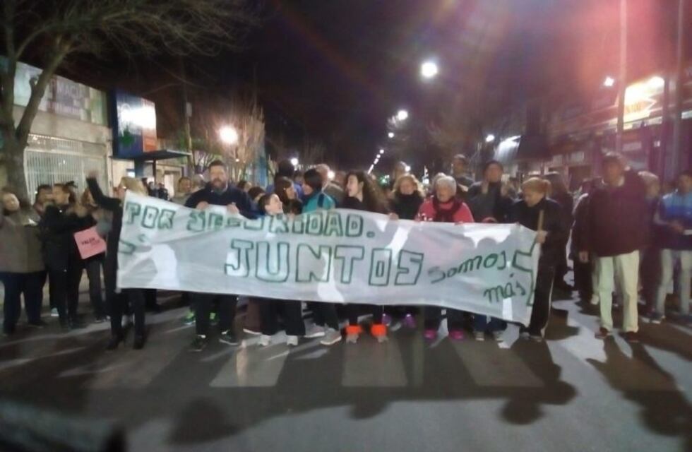 Comerciantes de Empalme Graneros adelantaron el cierre de locales por la ola de robos