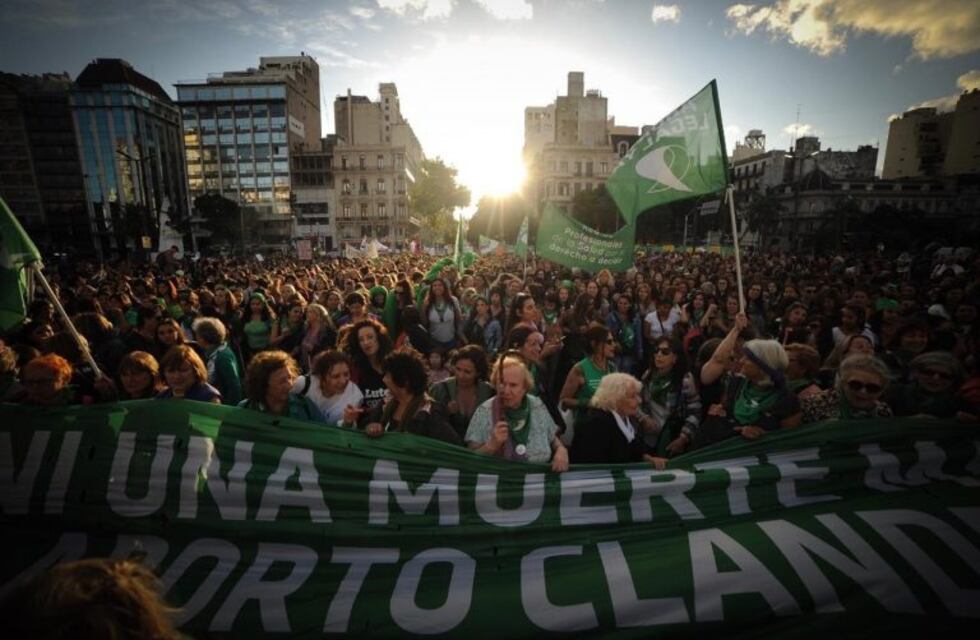 Qué opinan los medios este domingo 10 de marzo