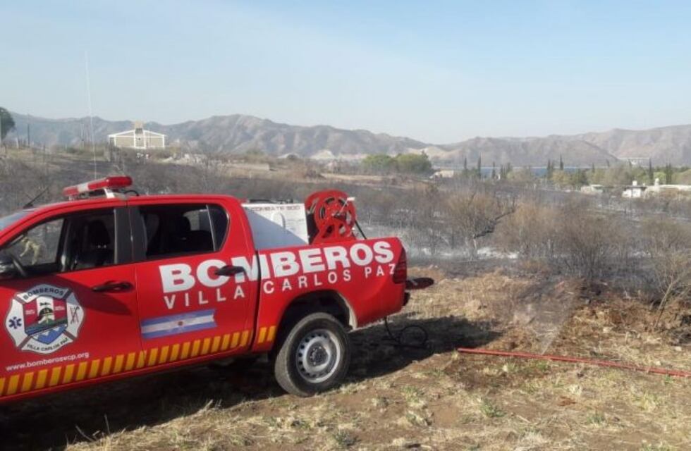 Imágenes impactantes del incendio en Santa Cruz del Lago
