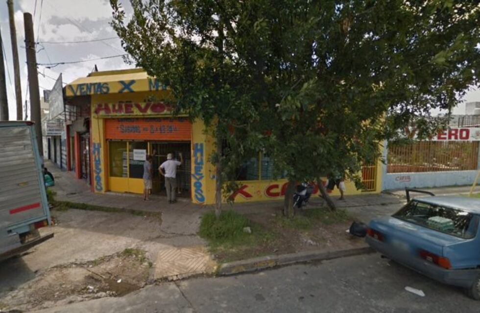 Motochorros balearon a dos repartidores de pan en Morón