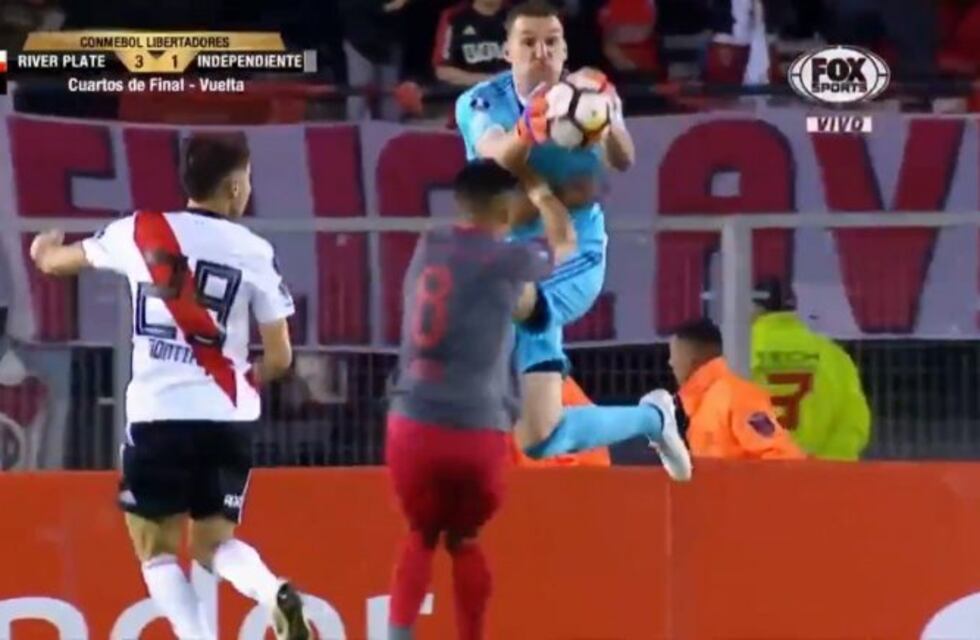 Otra polémica: el fuerte choque entre Armani y Meza sobre el final del partido