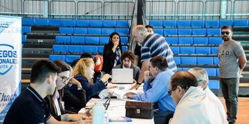 Autoridades de clubes deportivos estuvieron en las instalaciones del Jaime Zapata\u002E (Prensa Gobierno)