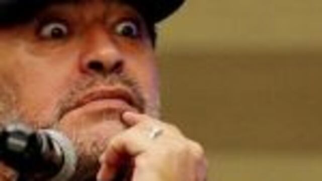 Maradona pelea con Vanucci.