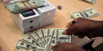 A cuánto estará el dólar a fin de año\u002E