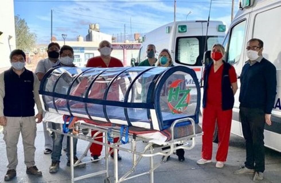 Clínica Cruz del Sur donó una cápsula de traslado al Hospital Zonal