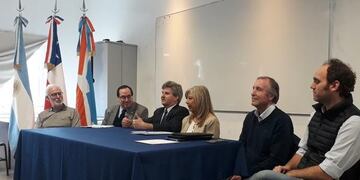 Seminario Binacional Científico Académico