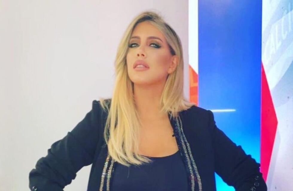 Wanda Nara encandiló a sus seguidores con un sugestivo corpiño de los Rolling Stones