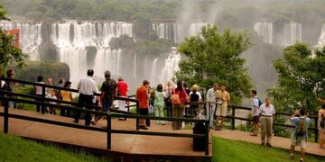 Finalmente Foz do Iguazú cierra las Cataratas del lado brasileño