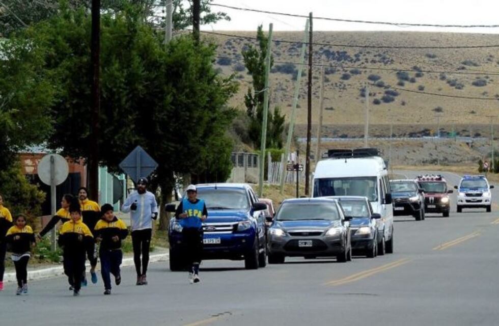 Tres Lagos recibió al corredor Juan Pablo Savonitti