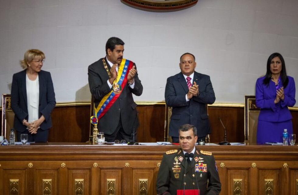 Para el Fiscal General de Venezuela, la sentencia del Tribunal Supremo "viola el orden constitucional"