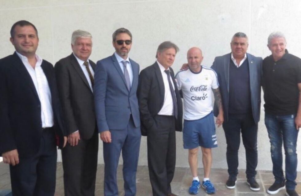 Chiqui Tapia recibió al embajador ruso en el predio de AFA