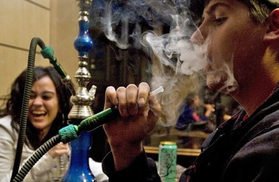 Irigoyen: aprobaron un proyecto para frenar el consumo de tabaco en jóvenes