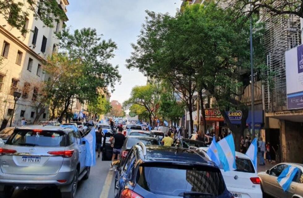 12O: nuevo banderazo en Córdoba contra políticas del Gobierno nacional